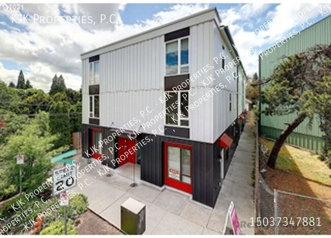 Building Photo - Winter Special: Look & Lease Within 24 Hou...