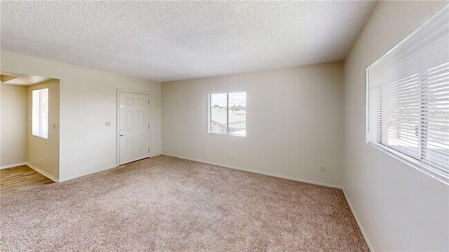 Building Photo - 13383 3rd St