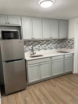 Building Photo - 3902 W Sligh Ave