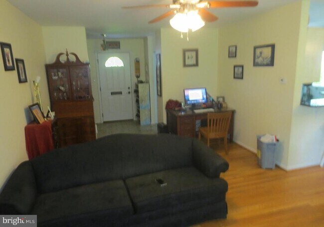 Building Photo - 3214 Fair Woods Pkwy