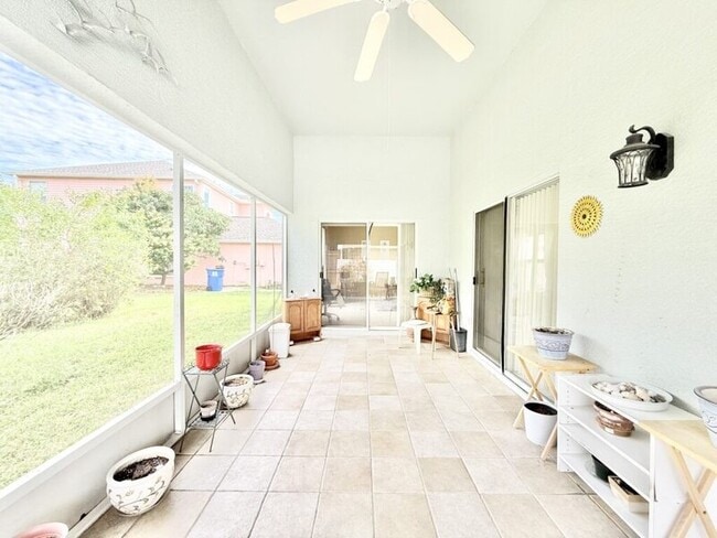 Building Photo - 854 Addison Dr NE