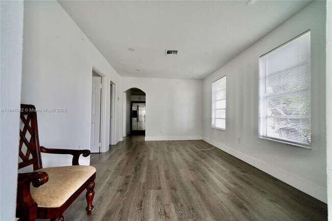 Building Photo - 3376 NW 49th St