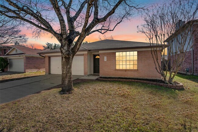 Primary Photo - 1105 Hughmont Dr
