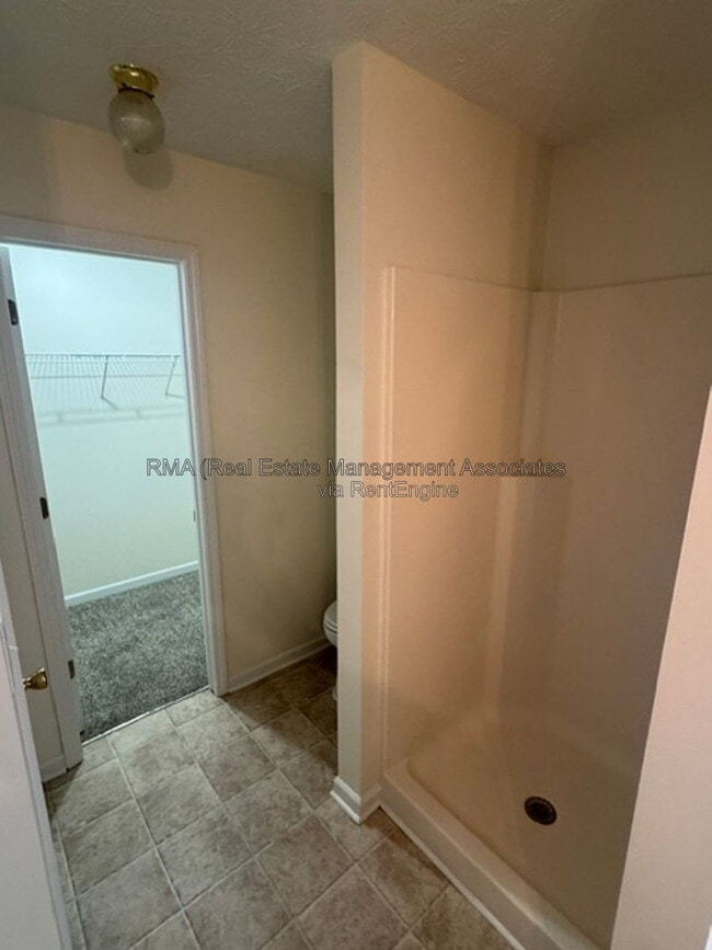 Building Photo - 1330 Labonte Pkwy