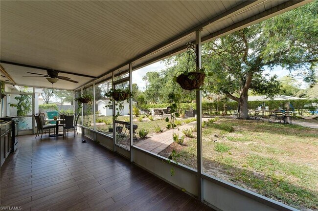 Building Photo - 751 Pine Cone Ln