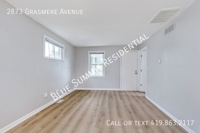 Building Photo - 2873 Grasmere Ave