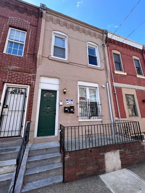 Building Photo - 2334 N Carlisle St