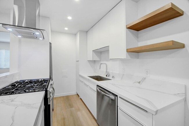 Interior Photo - 519 Hill St in Santa Monica!  Steps to Mai...