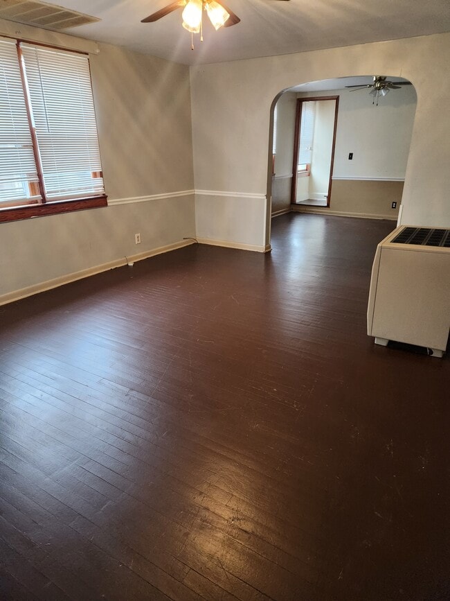 Building Photo - 59 Gilmore St