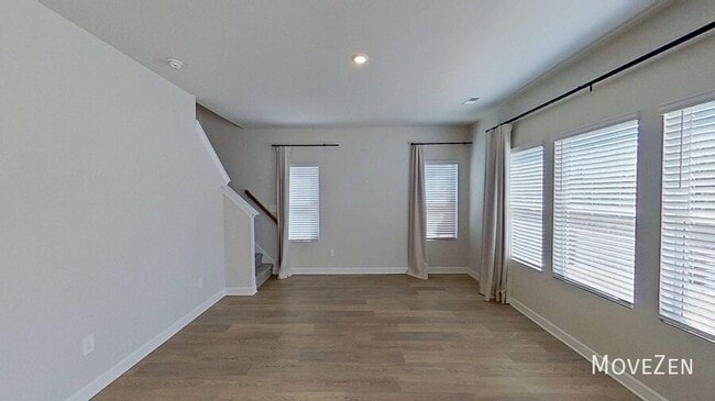 Building Photo - 269 Lavinia Cir