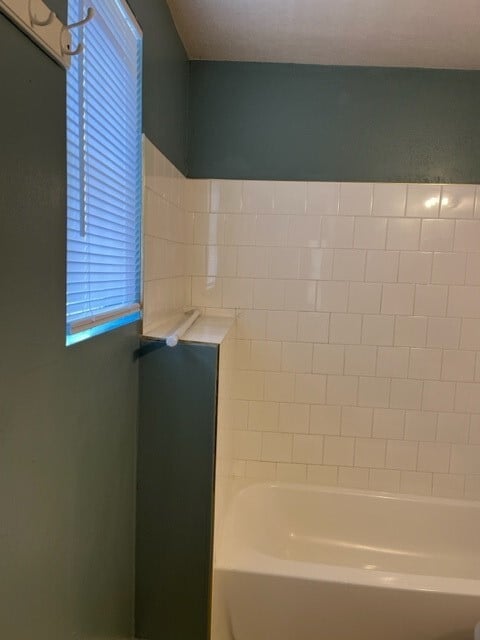 Primary Photo - 1614 Ryon St