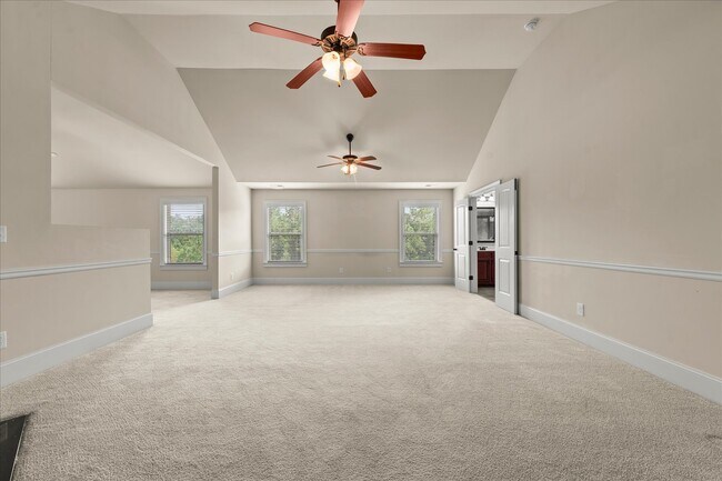 Building Photo - 542 Oconee Cir