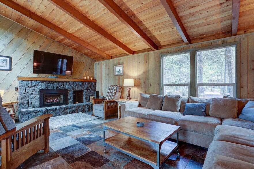 Building Photo - 57314 Approach Ln