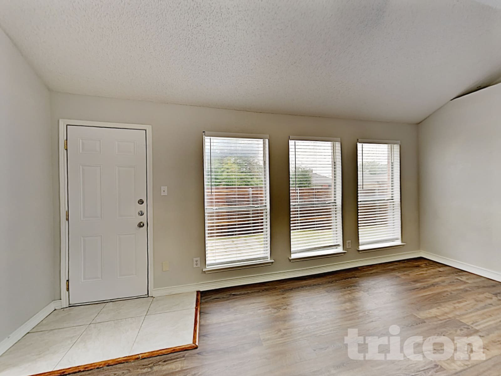 Building Photo - 7032 Rovato Dr