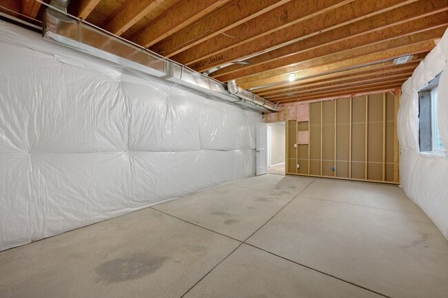 Building Photo - 9426 Wolf Valley Dr.