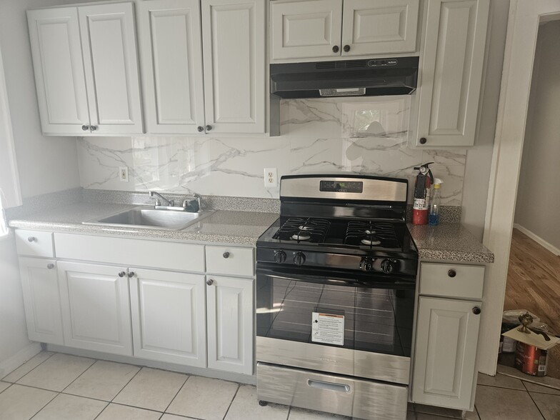 Brand new Kitchen - 291 Tremont Ave