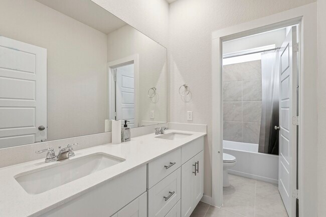 Building Photo - 14759 Slow River Ave