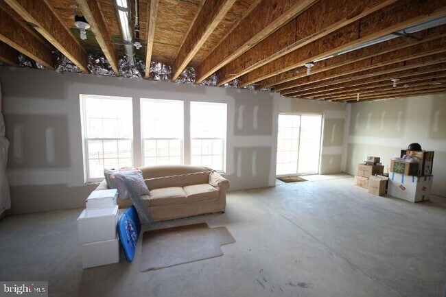 Building Photo - 299 N Caldwell Cir