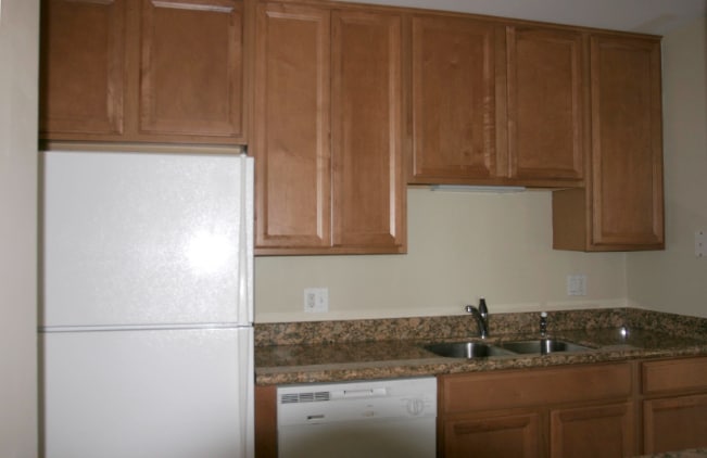 Building Photo - 111 E Chestnut St