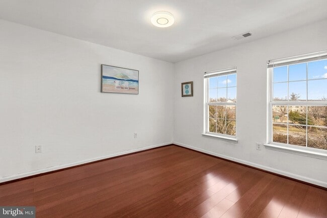 Building Photo - 13304 Kilmarnock Way