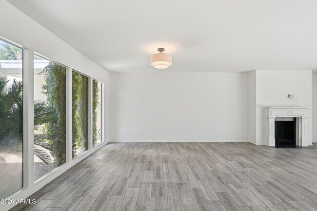 Building Photo - 7238 E Joshua Tree Ln