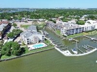Building Photo - 205 Yacht Club Ln
