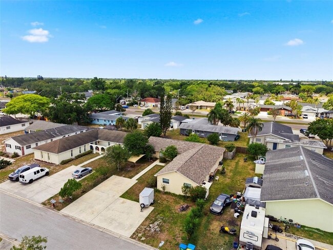 Building Photo - 3052 Park Ln