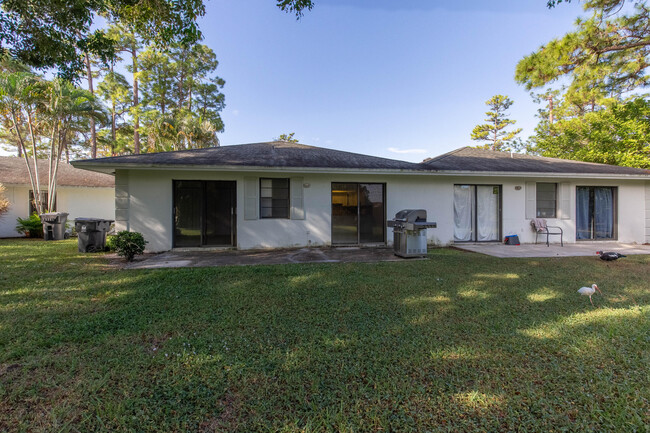 Building Photo - 13742 Bottlebrush Ct