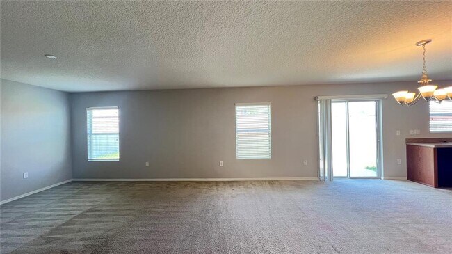 Building Photo - 13609 Laranja St