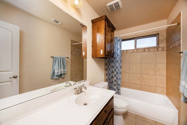 Building Photo - Gorgeous 2-story in Keller