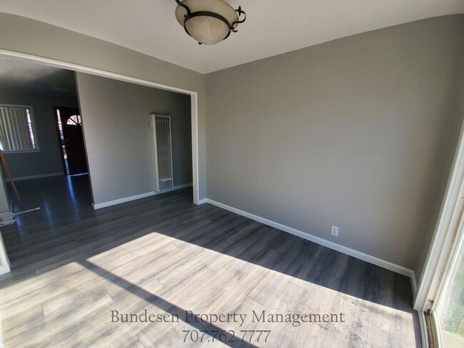 Building Photo - 332 Coronado Dr