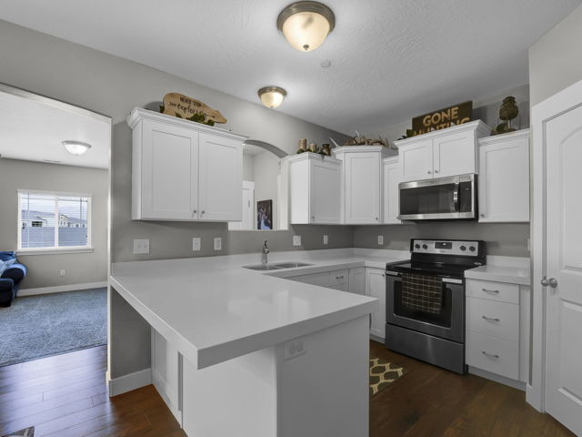 Building Photo - Condo in Saratoga Springs Available July 20th