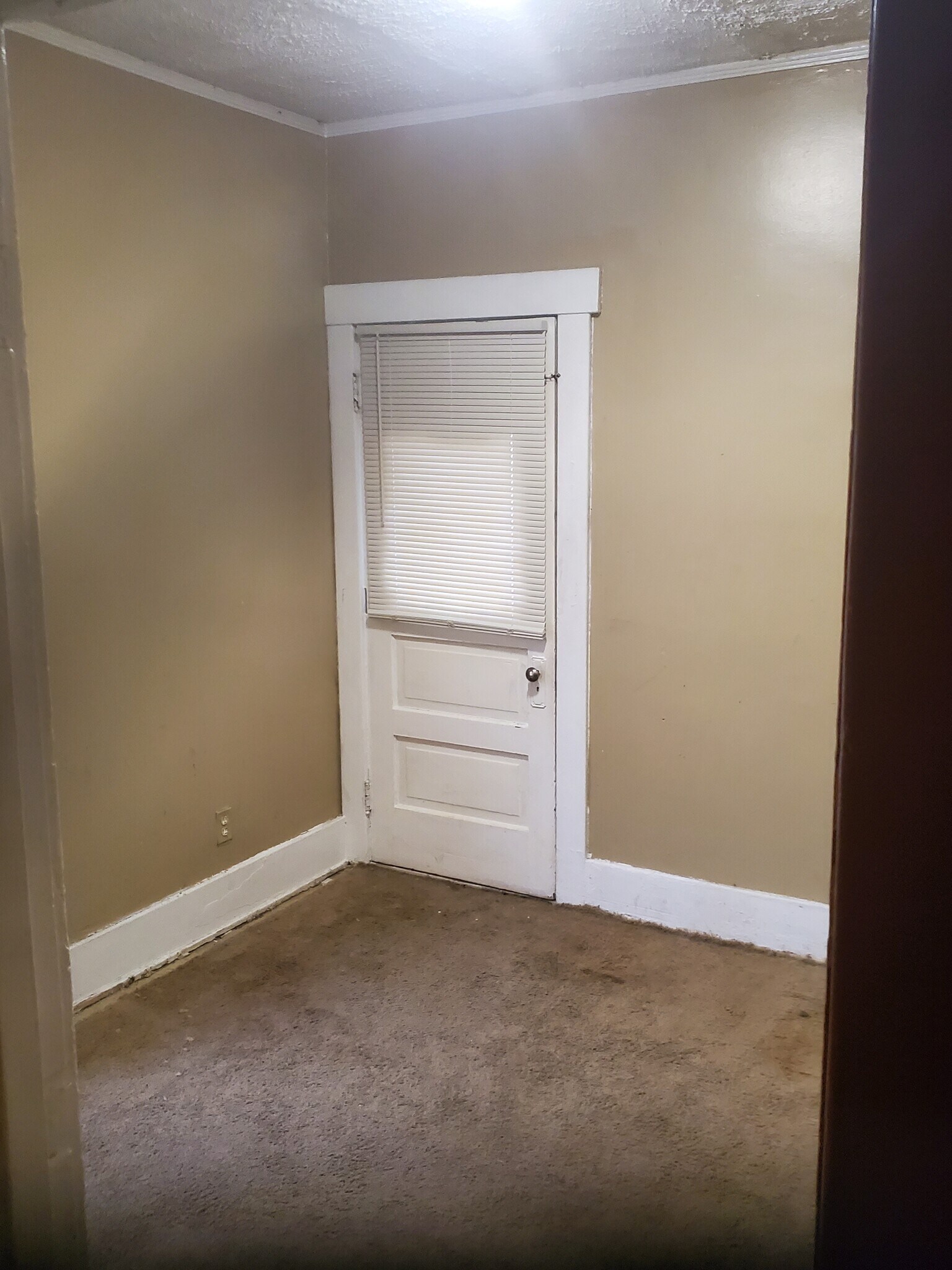 Building Photo - 5002 Maplewood St