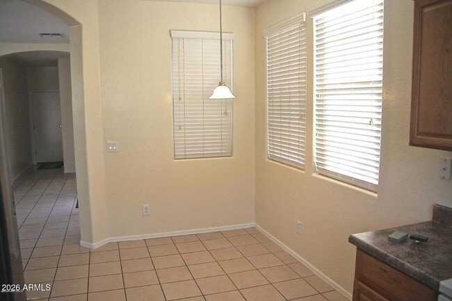 Building Photo - 1918 E Harrison St