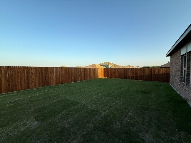 Building Photo - Modern elegance in Josephine........