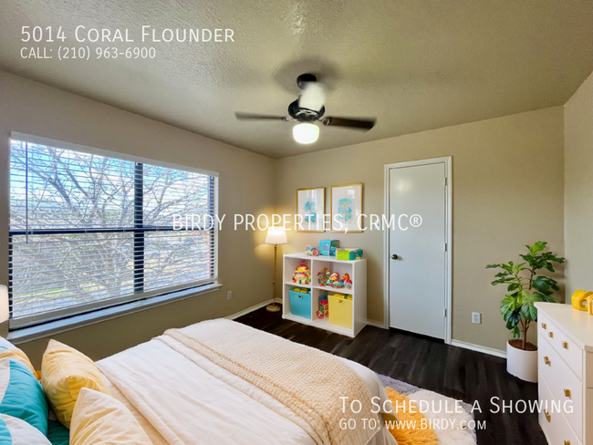 Building Photo - "Spacious 3-Bedroom Sanctuary with 2.5 Bat...