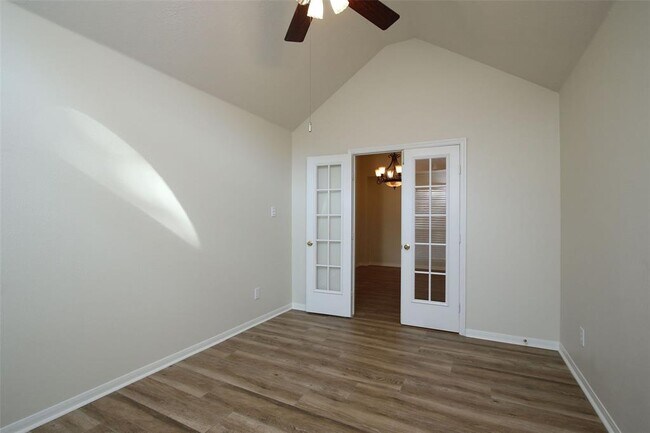 Building Photo - 43 N Veranda Ridge Dr