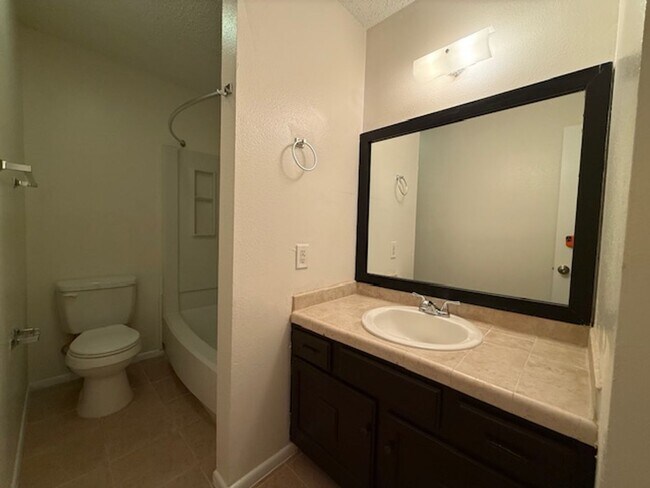 Building Photo - 110 Merlin Rd