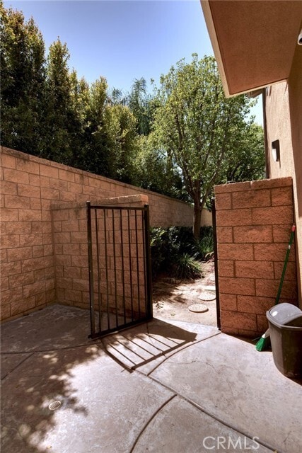 Building Photo - 6400 Marbella Ln