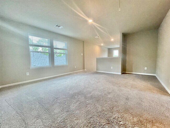 Building Photo - 17526 Rosette Grass Dr