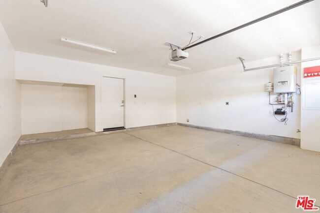 Building Photo - 4439 Paxton Pl