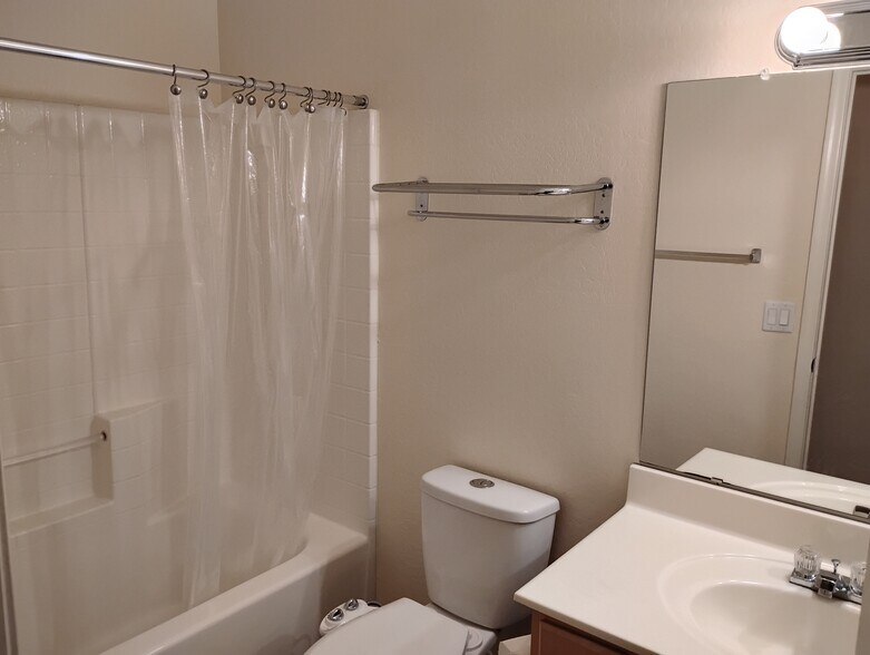 Building Photo - 16231 N 30th Ter