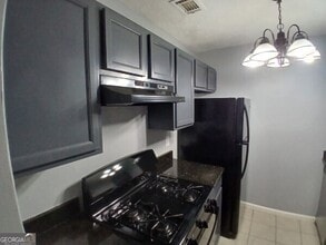 Building Photo - 3005 Kenville Ln