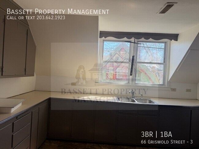 Building Photo - 66 Griswold St