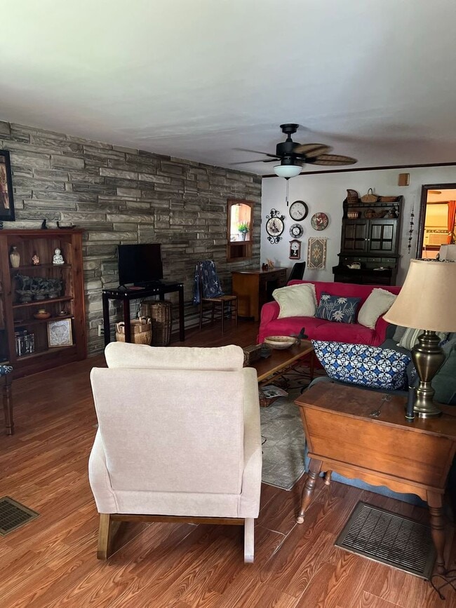 Building Photo - Regency Cove 55+ Gated Community - Stunnin...