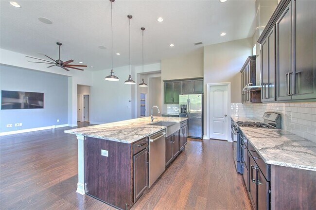 Building Photo - 5943 Jasper Glen Dr