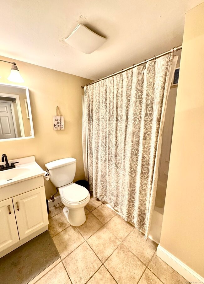 Building Photo - 1 Front St