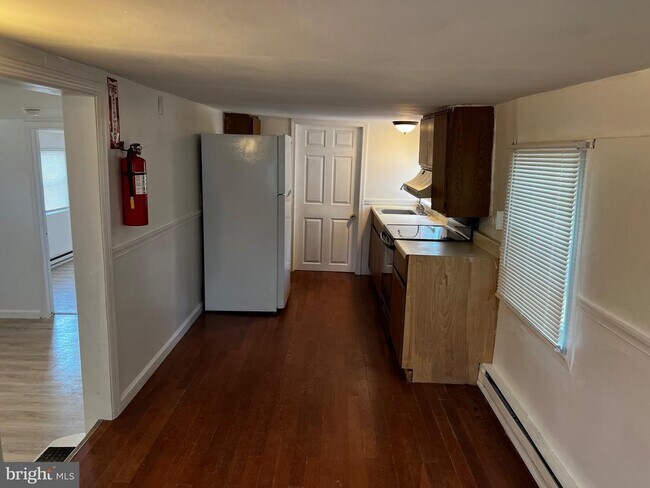 Building Photo - 484 Harrison Ave