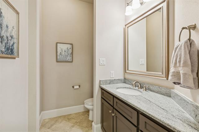 Building Photo - 701 Cherrywood Dr