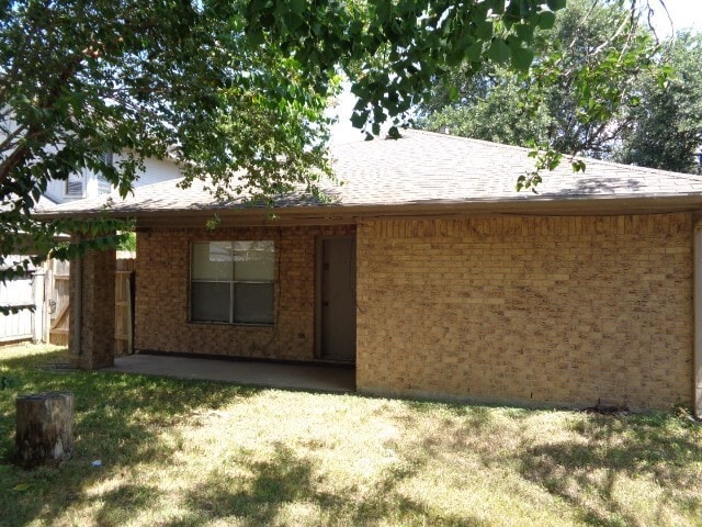 Building Photo - 20107 Beechview Ln